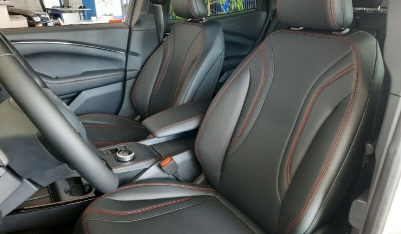 Ford Mustang Mach-E completo