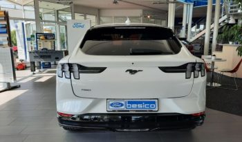 Ford Mustang Mach-E completo