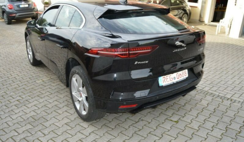 Jaguar i-Pace EV400 completo
