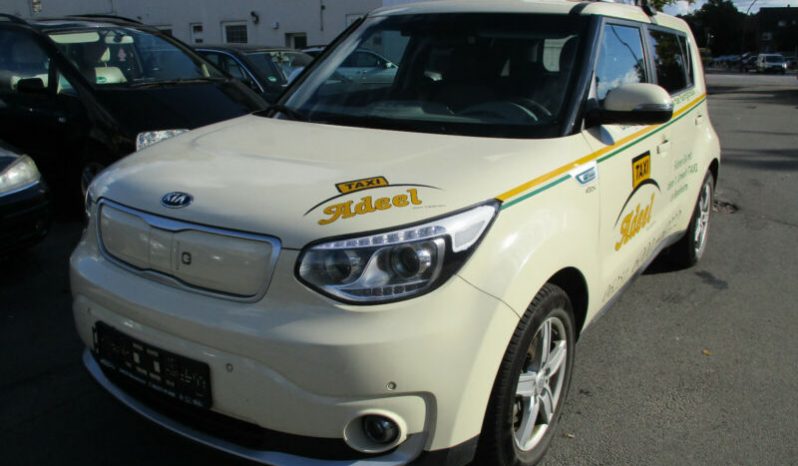 Kia Soul EV completo
