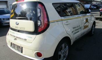 Kia Soul EV completo